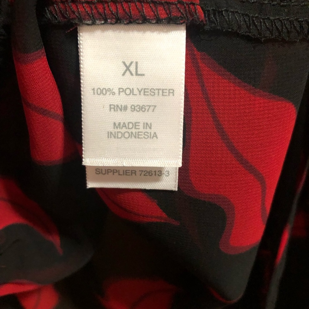 Bisou Bisou Black Red Sheer Lip Print Blouse XL - Picture 4 of 11